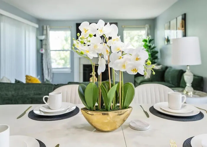 Modern Comfort Stylish 3br Getaway Ferienhaus