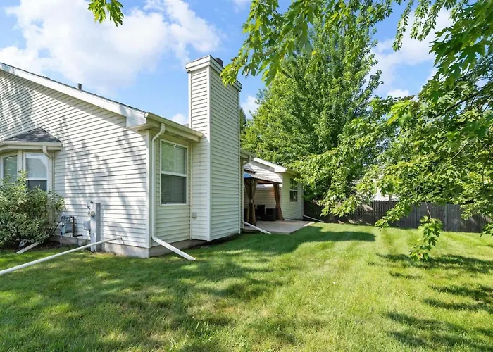 Modern Comfort Stylish 3br Getaway *