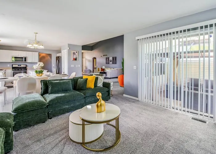 Modern Comfort Stylish 3br Getaway Ferienhaus Loves Park