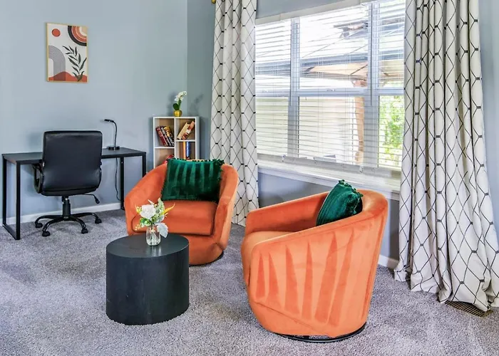Modern Comfort Stylish 3br Getaway Loves Park