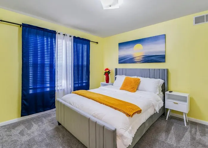 Modern Comfort Stylish 3br Getaway * Loves Park