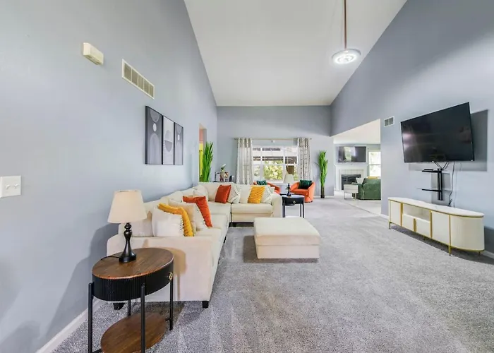 Modern Comfort Stylish 3br Getaway * Loves Park
