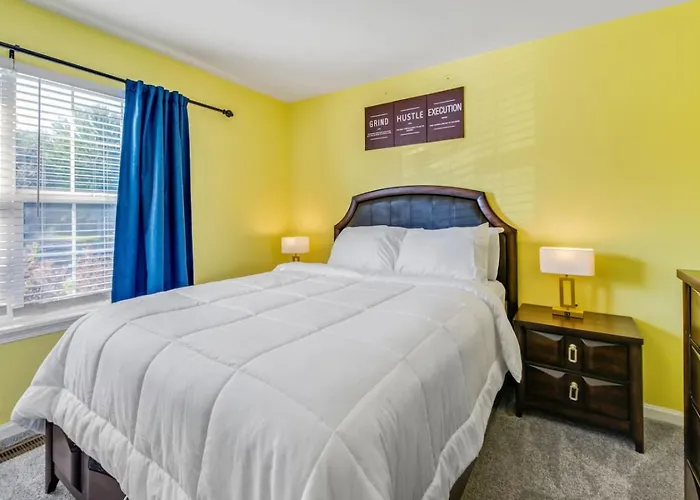 Modern Comfort Stylish 3br Getaway Ferienhaus Loves Park