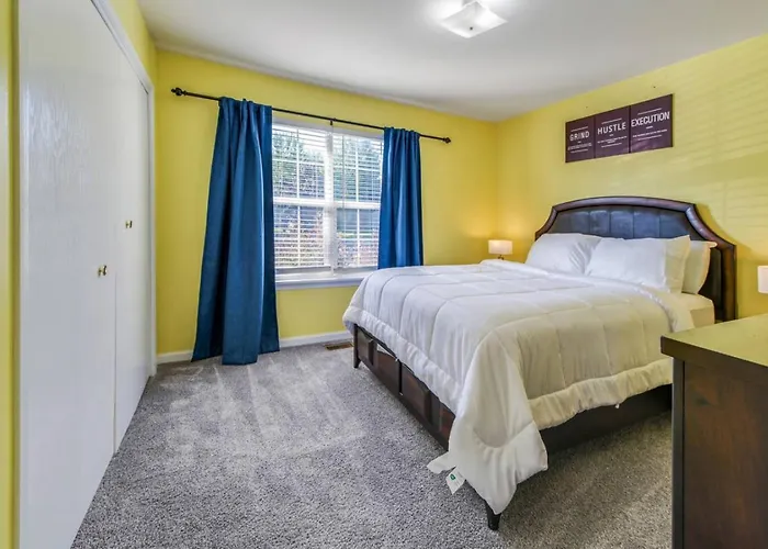 Modern Comfort Stylish 3br Getaway Ferienhaus Loves Park